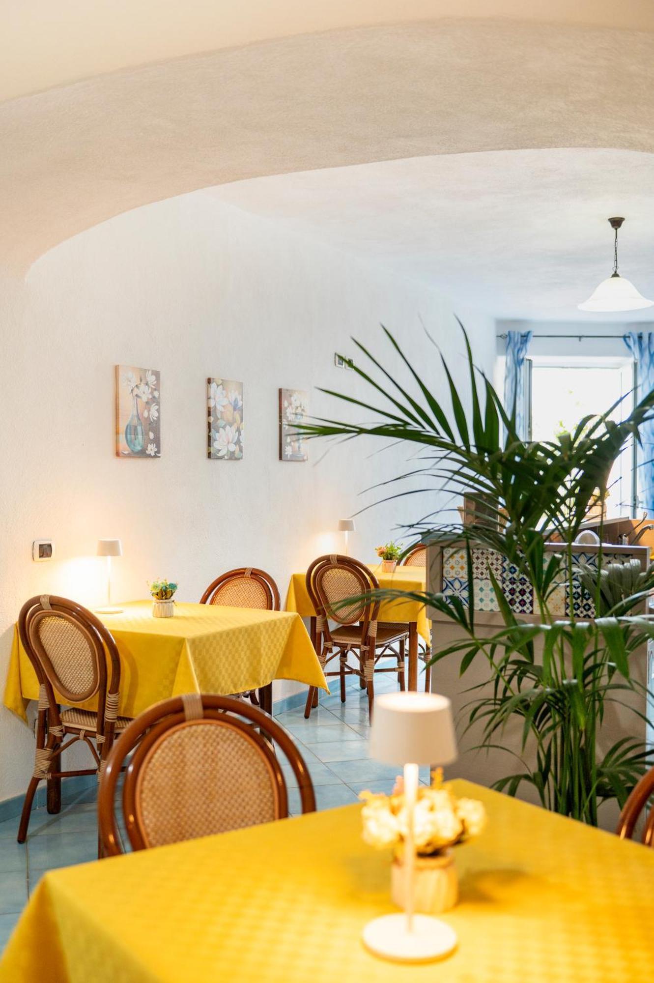 Hotel Poggio Del Sole à Forio di Ischia Extérieur photo