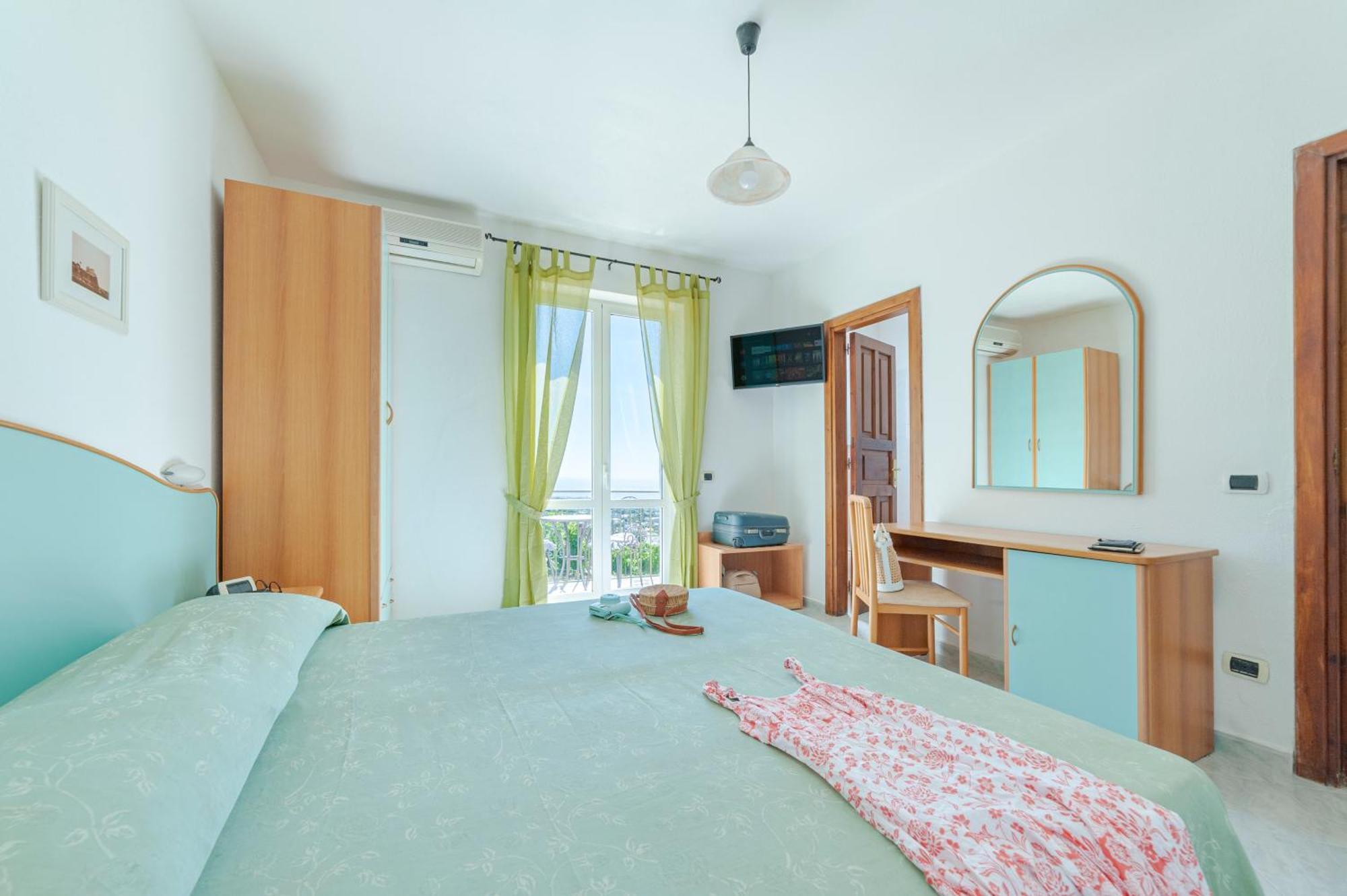 Hotel Poggio Del Sole à Forio di Ischia Extérieur photo